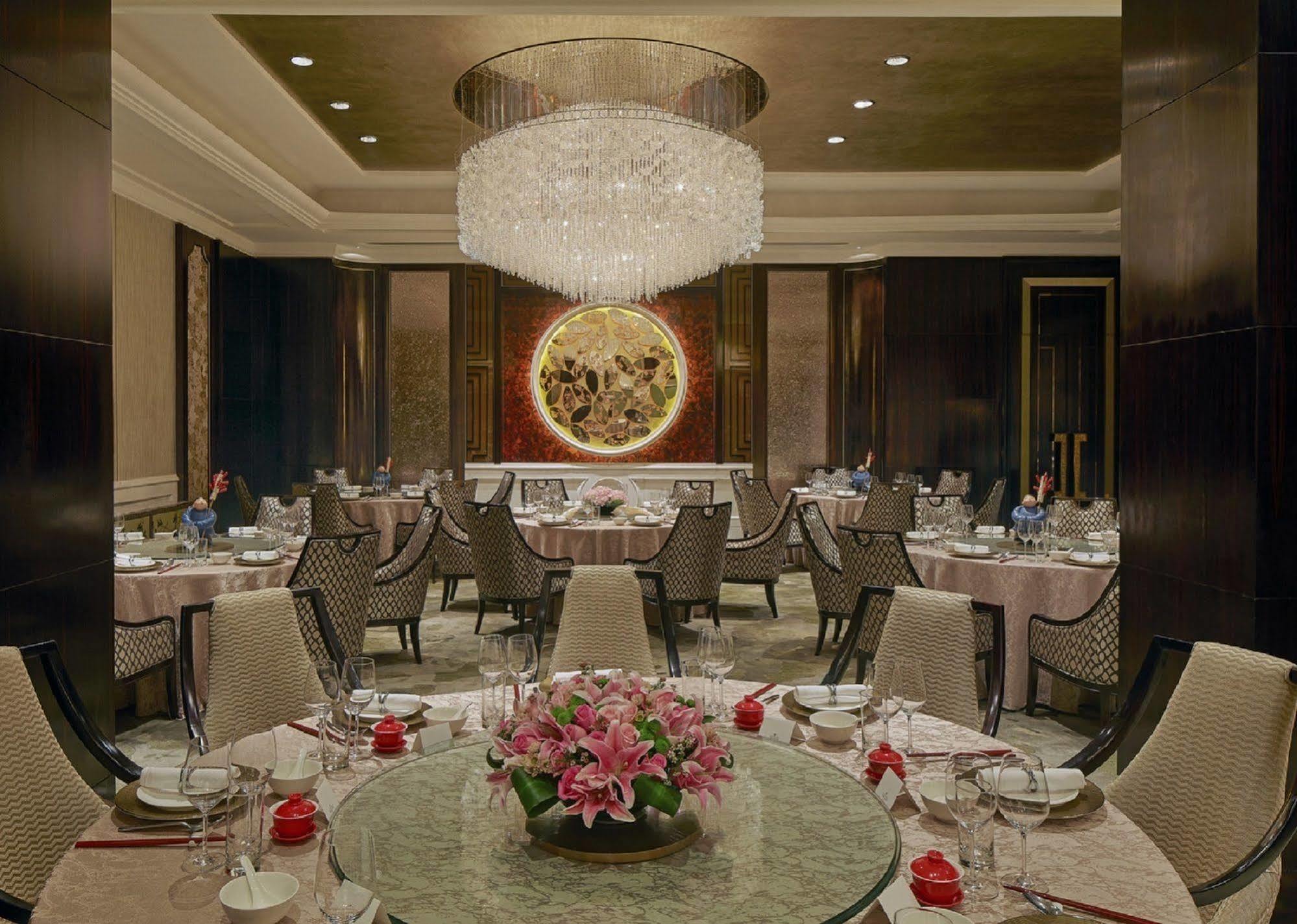 Shangri-La Tianjin Bagian luar foto