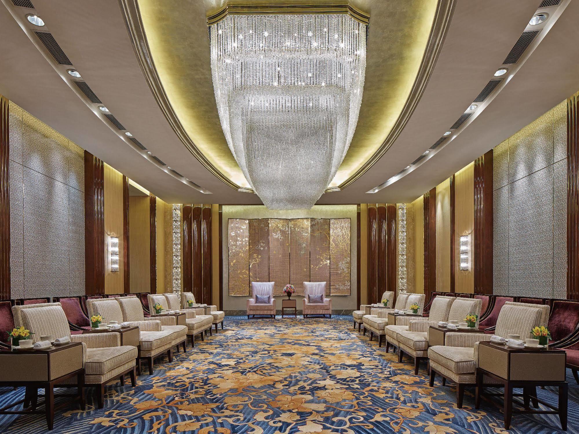 Shangri-La Tianjin Bagian luar foto