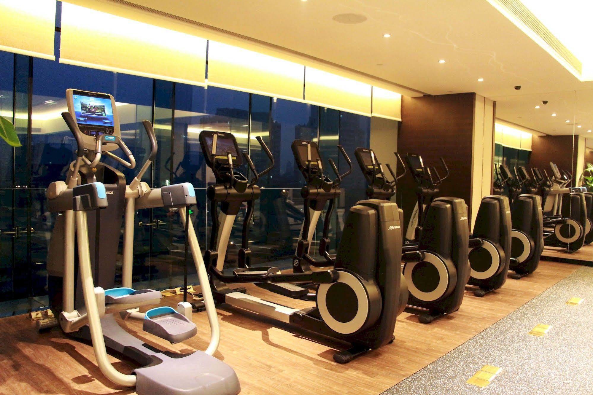 Shangri-La Tianjin Bagian luar foto